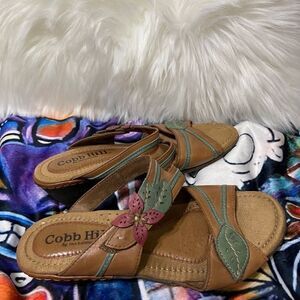 Cobb Hill By New Balance Floral Leather Velcro